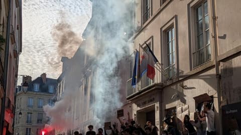 'We're fed up': Paris students rise up in a movement that shows no sign of slowing