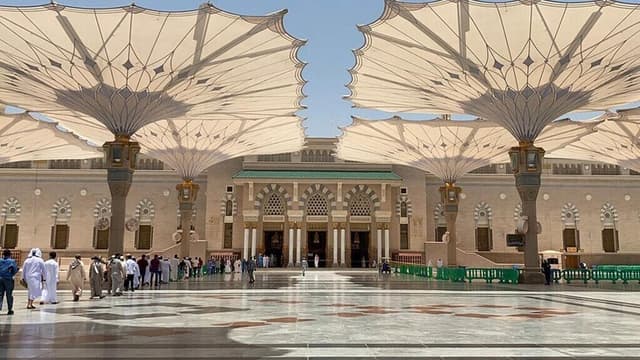 Houthis deny targeting holy city of Medina after Saudi Arabia says it intercepted missile
