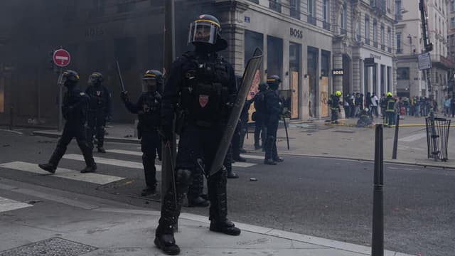 France faces reckoning with public order policing after violent protest weekend