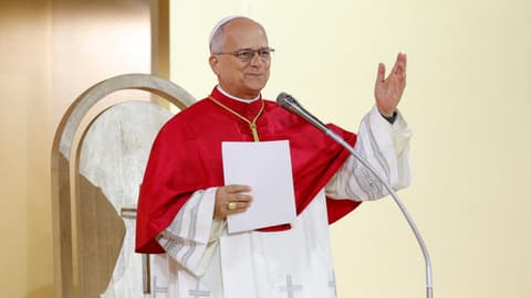Leo XIV says in Paris it is possible 'to live together in dignity and peace'