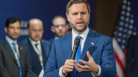 إيران تواصل ضرب القواعد الأمريكية وفانس يشترط وقف هجمات السفن لاستئناف الحوار