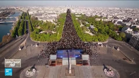 استعدادات حثيثة لقداس البابا أمام مئات الآلاف في باريس