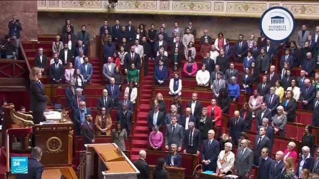 جريمة تراب العنصرية تهز فرنسا.. ودقيقة الصمت في الجمعية الوطنية تتحول لمعركة سياسية