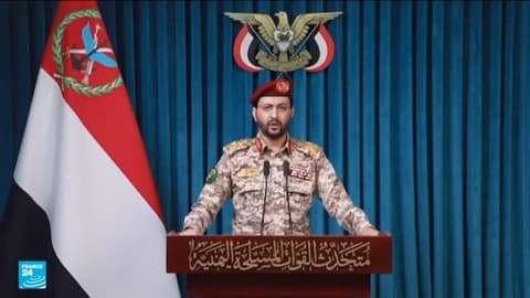 الحوثيون يعتبرون المطارات والشركات السعودية أهدافا مشروعة