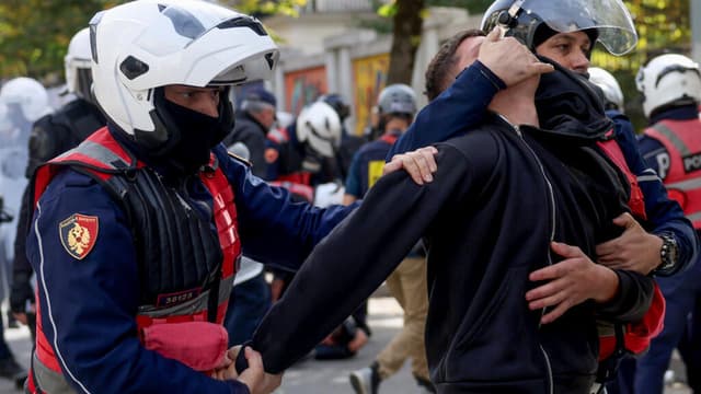 Student protests spread in Albania as demonstrators call for PM resignation