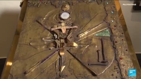 Priceless book designed by Dali stolen in France