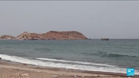 Houthis seize key sites around Bab el-Mandeb as Saudi oil exports face disruption
