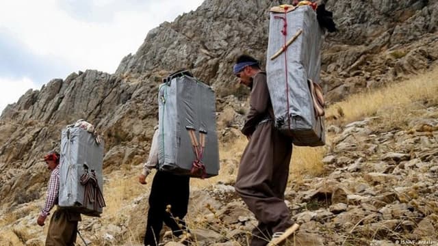 کولبری؛ چاره تحریم یا مرز معاش و مرگ