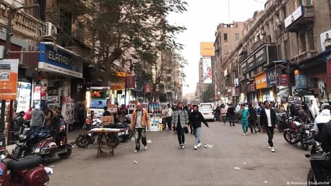 دينا عزت مقابل رواية الداخلية.. معركة ثقة تتجاوز تفاصيل القضية