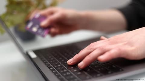 بریتانیا و متحدانش درباره جاسوسافزار منتسب به ایران هشدار دادند