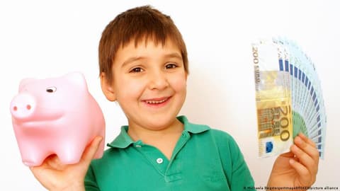 German lawmakers back monthly state pension contributions for children, with families able to add more