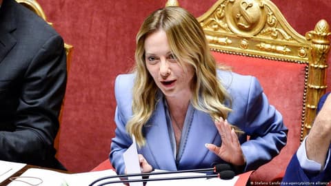 دولت جورجیا ملونی پوشیدن برقع و روبنده در مدارس را ممنوع کرد
