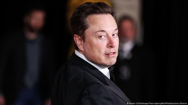 Musk says SpaceX-Tesla merger 'good idea' as companies explore union