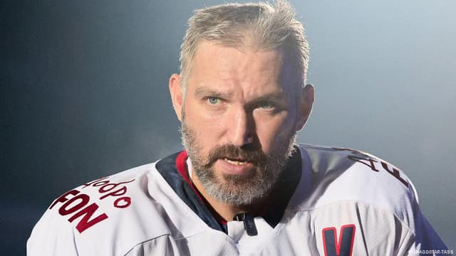 Alexander Ovechkin backs Putin party in campaign video