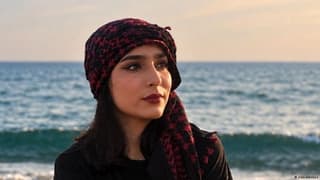 مرکز حقوق بشر در ایران خواستار لغو حکم اعدام نجمه امینی شد