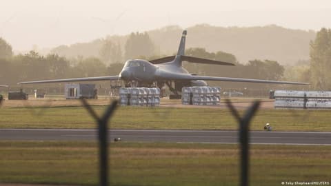 UK: 5 arrested after 'major incident' near Fairford air base