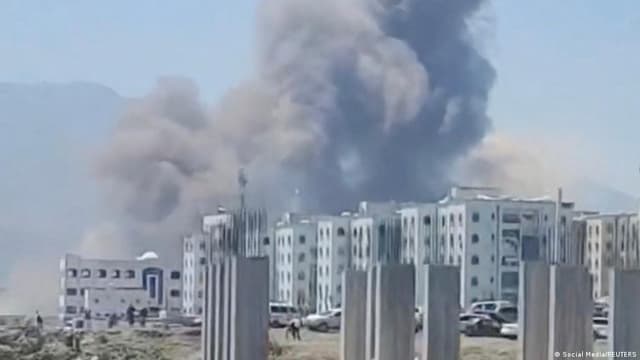 تعز تحت النار.. معارك دامية وتوسع حوثي متسارع