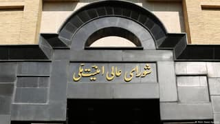 حکمران ایران کیست؛ کمیته شش‌نفره یا مجتبی خامنه‌ای؟