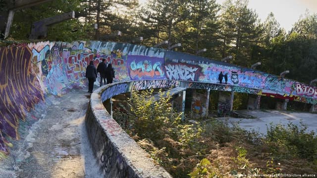Bosnia-Herzegovina shaped by war, separatism, EU ambitions