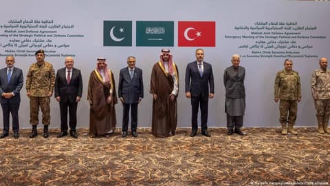 حلف مكة "يفعل الردع الجماعي" في مواجهة الحوثيين ويعلن نشر "قوات وقدرات عسكرية" في السعودية