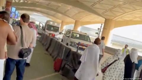 بعد مطار الرياض .. استهداف مطار الدمام والحوثيون يتبنون الهجمات