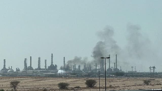 الحوثيون استهدفوا السعودية بـ 1104 صواريخ و 1135 مسيّرة منذ بدء العمليات