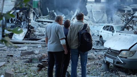 Russia's attacks on Ukraine's capital, Kyiv, are intensifying. DW asked people on the ground what life is like
