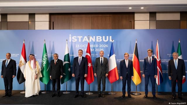 فاديفول : ألمانيا وسبع دول تعتزم العمل معاً لضمان حرية الملاحة