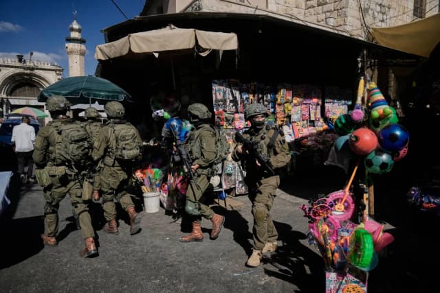 إسرائيل تقرر الإفراج عن صحافية فلسطينية أميركية متهمة بـ«التعاون مع العدو»