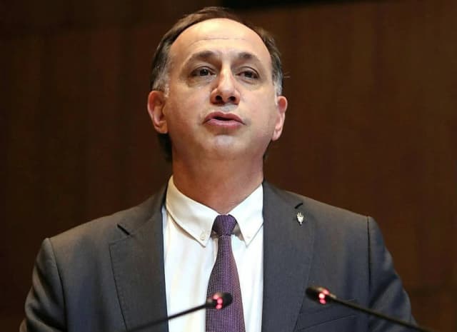 تركيا تحتجز رئيس لجنة الحكام و6 من أعضائها في إطار تحقيق