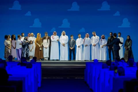 «ديزني+» تقدم أول فيلم مدبلج باللهجة السعودية وتطلق تطبيقاً جديداً في المنطقة
