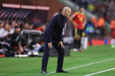 كونيه: زيدان أدهشني بمهاراته في تدريبات فرنسا