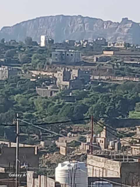 الصواريخ... غطاء الحوثيين الناري للتقدم الميداني