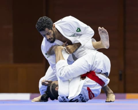آل مرضي لـ«الشرق الأوسط»: ميداليتي هدية للوطن
