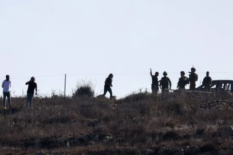 مقتل فلسطيني برصاص مستوطنين شمال رام الله