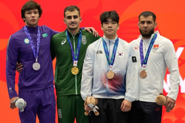 عبد الله ندا يهدي السعودية ذهبية الجوجيتسو الثانية في «ناغويا 2026»