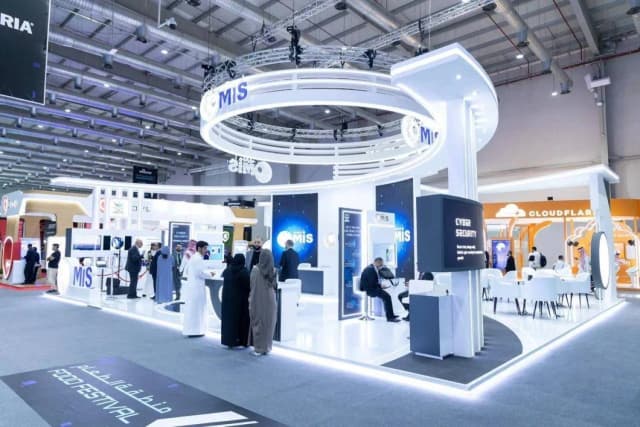 أمر عمل جديد من «هيوماين» لـ«المعمر» يتجاوز 135 % من إيرادات 2025