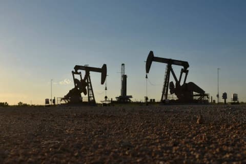 «كونوكو فيليبس» تتوقع ارتفاع الحد الأدنى لسعر النفط إلى 70 دولاراً للبرميل