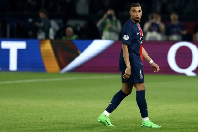 مبابي يسخر من تقارير غضبه من ريال مدريد بسبب «الكرة الذهبية»