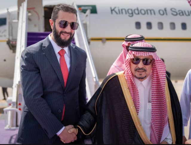 الرئيس السوري يصل إلى الرياض في زيارة رسمية