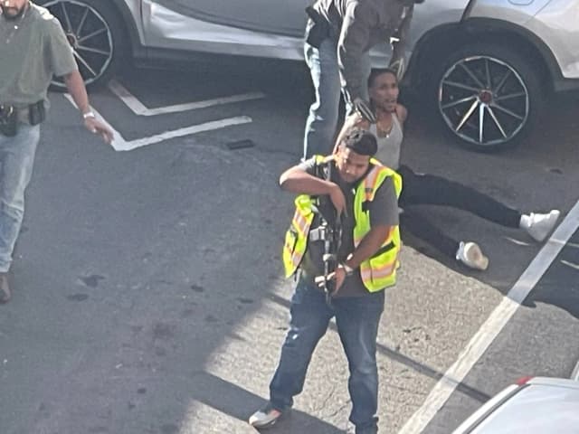 ممداني يطالب ترمب بسحب «آيس» من نيويورك