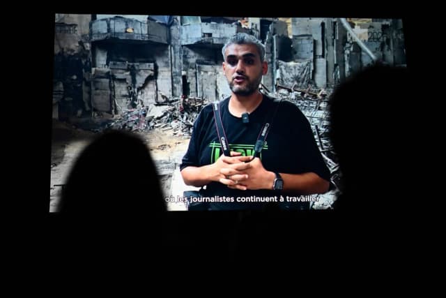 المصور الصحافي الفلسطيني محمود أبو حامدة يفوز بجائزة «بايو» المرموقة