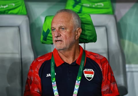 الاتحاد العراقي يجدد الثقة بالمدرب الأسترالي أرنولد