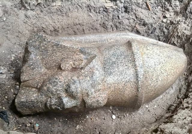 بلاغ مواطن يقود إلى كشف أثري بارز في مصر