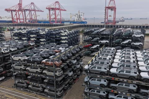 الصين والاتحاد الأوروبي يسعيان لتعزيز استقرار التجارة