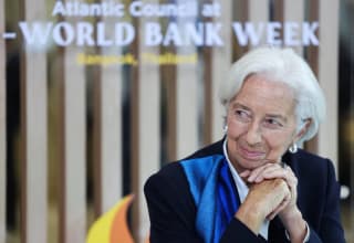 «المنتدى الاقتصادي العالمي» قد يختار لاغارد رئيسة له في نوفمبر