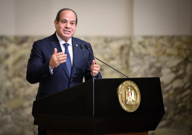السيسي يطلب تفويضاً من البرلمان المصري في أي تدخل تطلبه السعودية