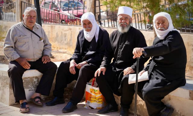 محافظ السويداء السورية يوجه دعوة جديدة إلى الحوار لحل أزمة المحافظة