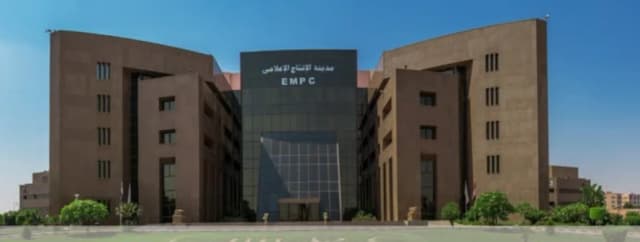 «بيع الهواء»... ظاهرة تؤرق الإعلام المصري وتَصِم فضائياته