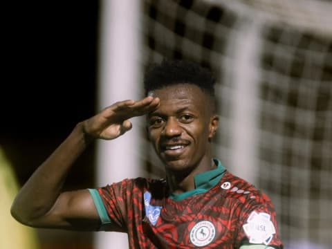 الدوري السعودي: الاتفاق يحلق بنقاط نيوم